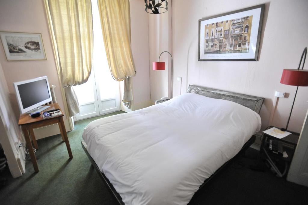 Les Celestins Hotel Vals-les-Bains Room photo